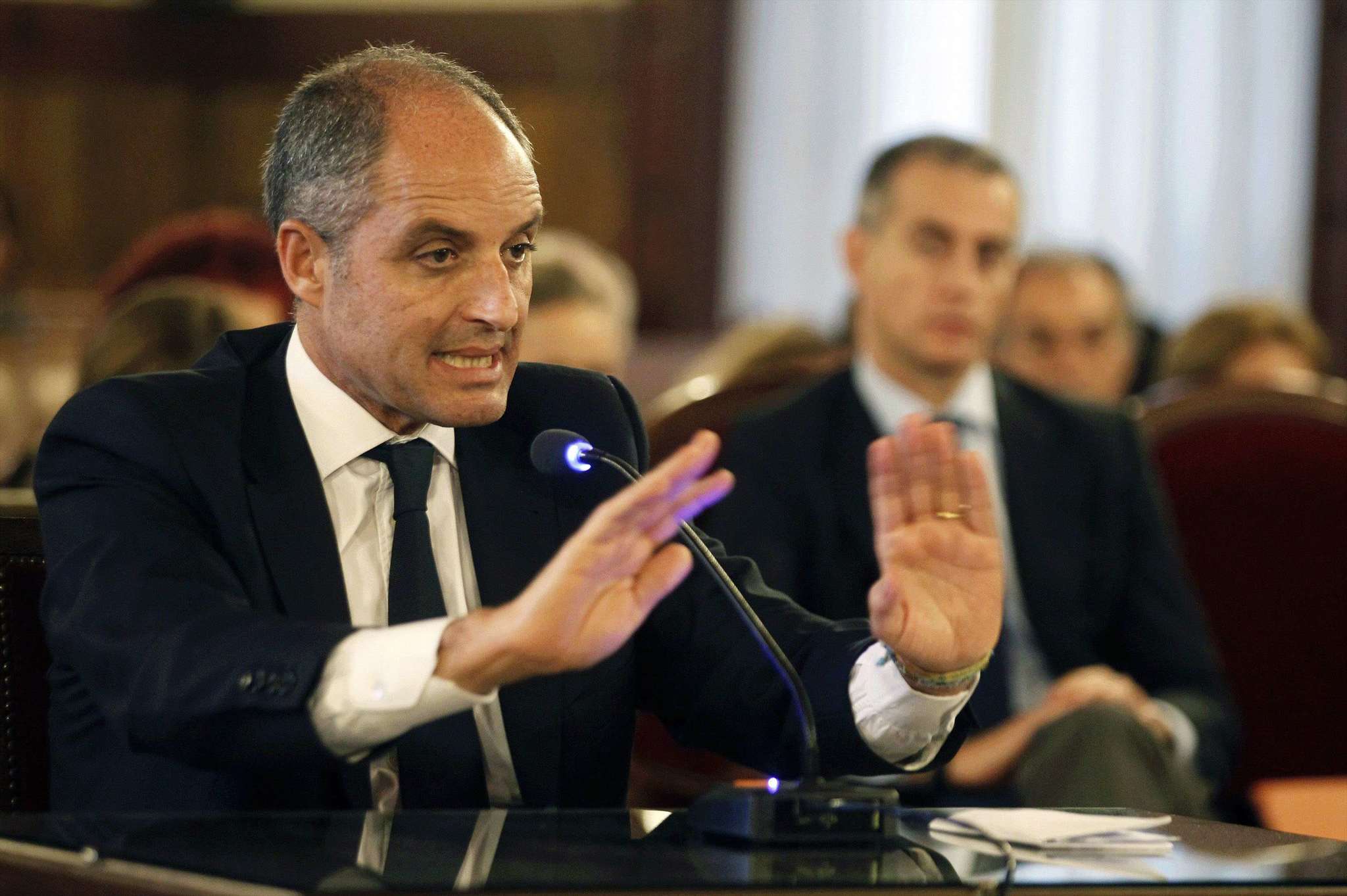 Francisco Camps, sur le banc en 2011, le 