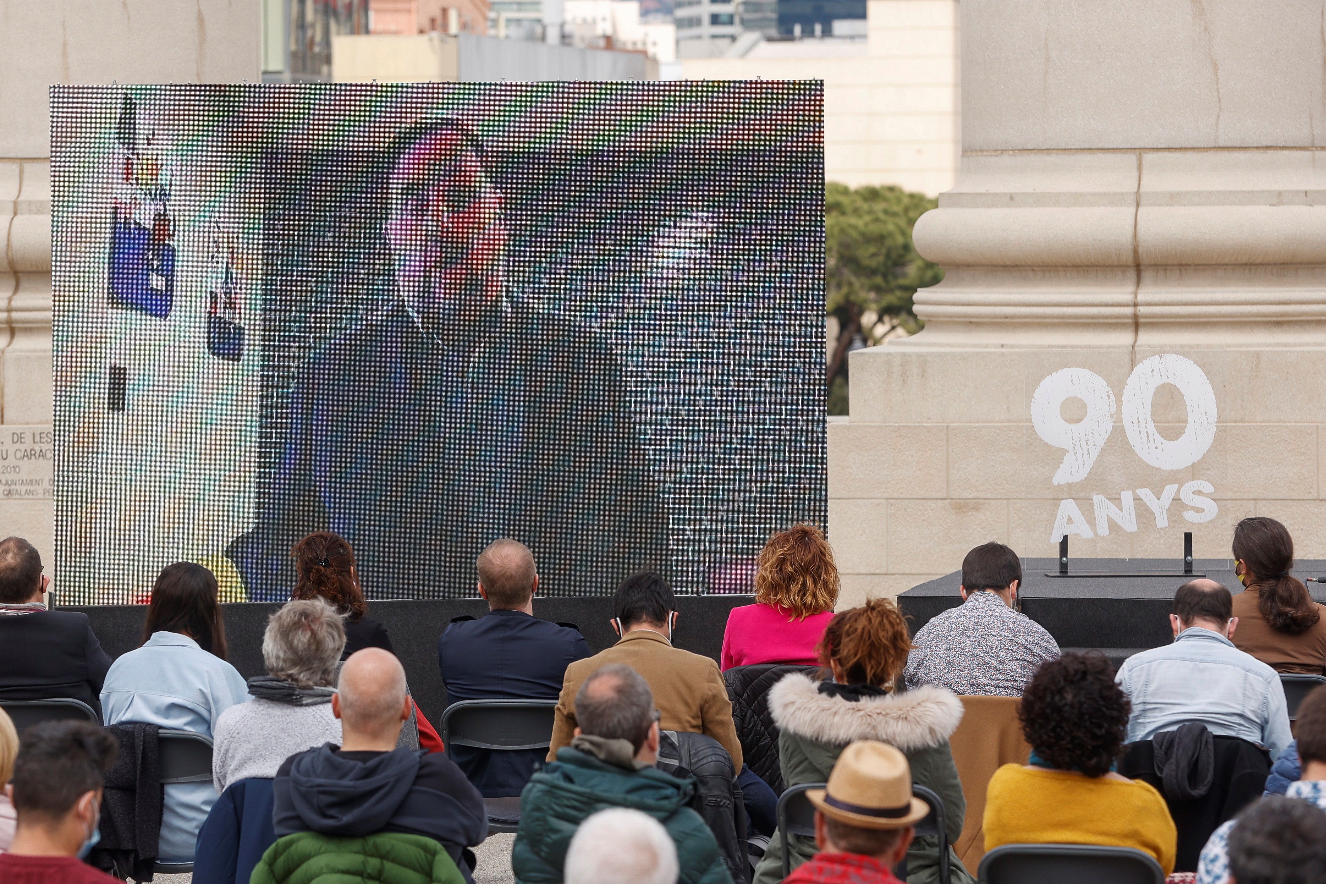 Le président de l'ERC, Oriol Junqueras intervient à travers