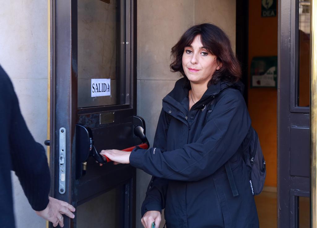 Juan Rivas, quittant le tribunal de Grenade après avoir recueilli la condamnation.