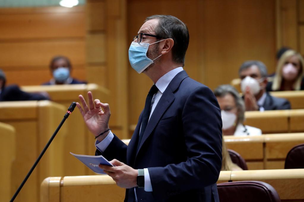 Javier Maroto, lors d'une séance plénière au Sénat.