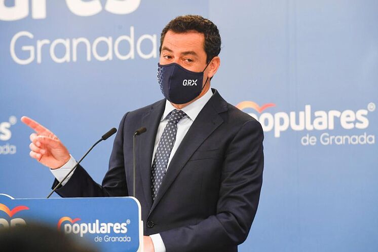 Juanma Moreno, la semaine dernière dans un acte du PP à Grenade.  ET