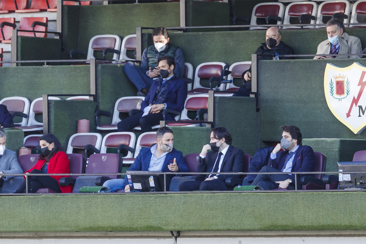 Santiago Abascal (centre), à ​​Vallecas.