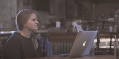 Un nouveau podcast détaille les luttes d&rsquo;une entreprise locale pendant Covid19 et les interactions avec le gouvernement