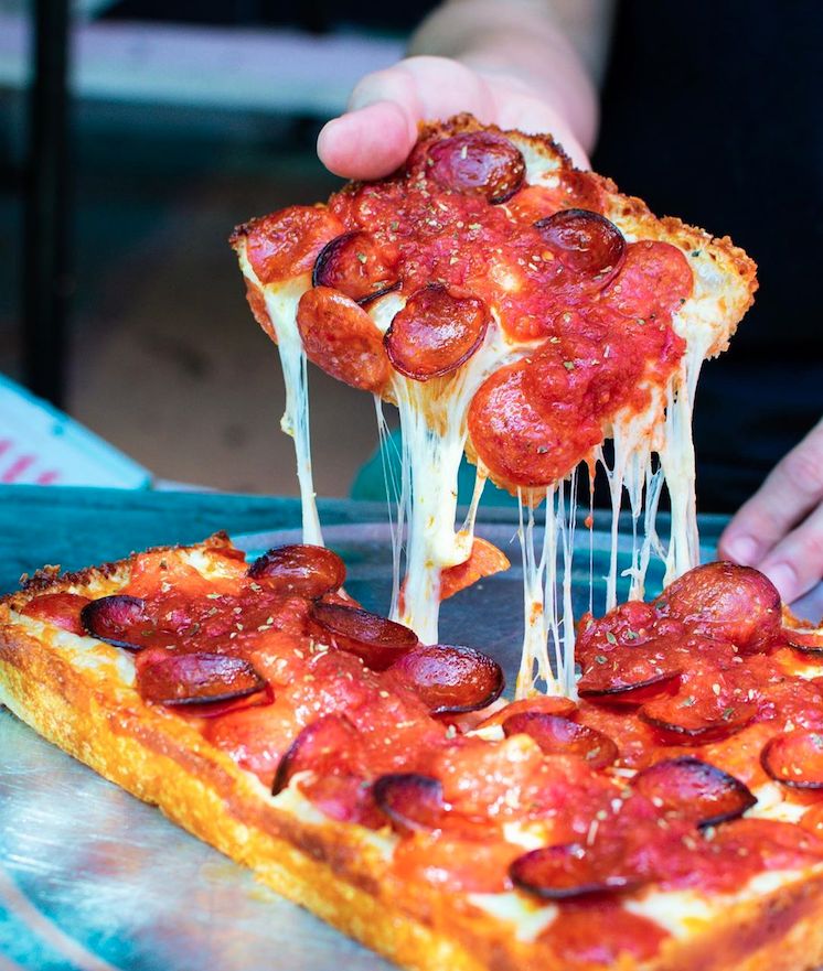 Une nouvelle marque de pizza à la Detroit s'apprête à quitter Austin Une nouvelle marque de pizza à la Detroit s'apprête à quitter Austin