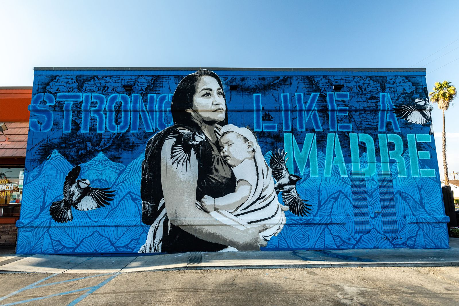 El Pollo Loco lance une initiative de subvention pour la fête des mères `` Strong Like A Madre '' pour aider les mamans à poursuivre leurs rêves