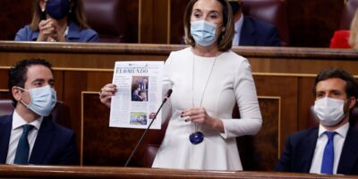Snchez reproche à Casado de lui avoir fait «le visage de Rivera» et il répond: «Et à vous, de Zapatero».
