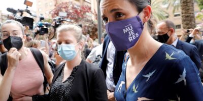 Le PSOE provoque la première crise avec Podemos après le départ d&rsquo;Iglesias en faisant tomber la Trans Law au Congrès