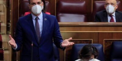 Pablo Casado exige que Pedro Snchez « se laisse aider » dans la crise avec le Maroc et il l&rsquo;accuse d&rsquo;être « injuste » pour « renverser le gouvernement »