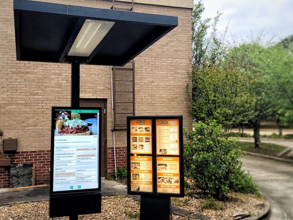 3 tendances technologiques qui aident les restaurants à résoudre la crise de l'embauche