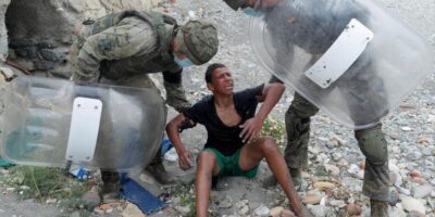 Le procureur demande à la police et à l&rsquo;armée des rapports sur les retours de mineurs à la clôture de Ceuta