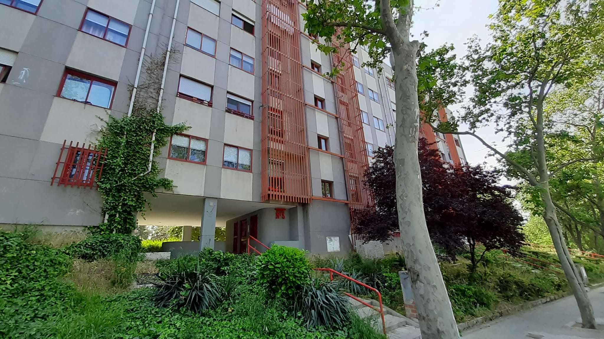 Façade du bâtiment où le cad a été trouvé