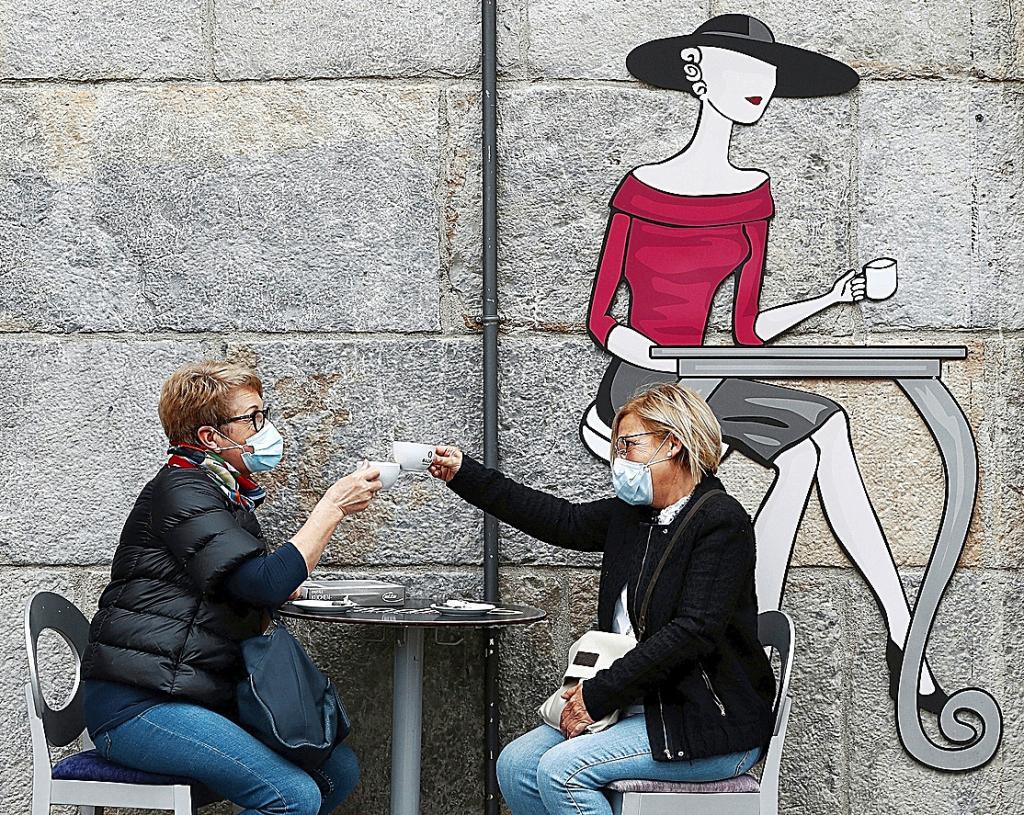 Une terrasse à Pampelune.