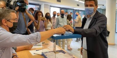 Pas de surprise aux primaires: Mazn sera le nouveau président du PP valencien après avoir manqué de rival