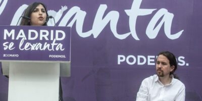 Le juge souligne que « la seule explication possible » est que Pablo Iglesias a détruit la carte mobile de Dina Bousselham