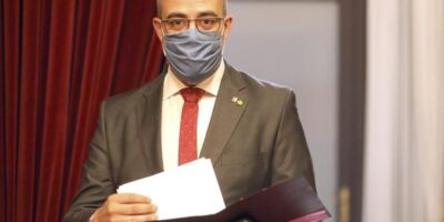 Le procureur demande 6 ans de prison ferme pour l&rsquo;ancien ministre Buch pour détournement de fonds en affectant une escorte à Puigdemont