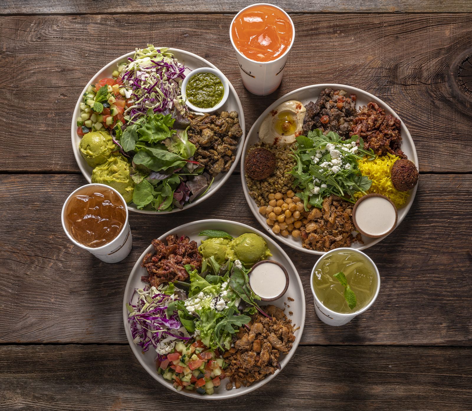 SAJJ Mediterranean lance des boissons artisanales certifiées biologiques et entièrement naturelles de Tractor Beverage Company dans ses 12 sites