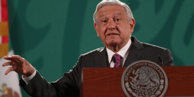 Des députés mexicains demandent à enquêter si Podemos a financé le parti de Lpez Obrador