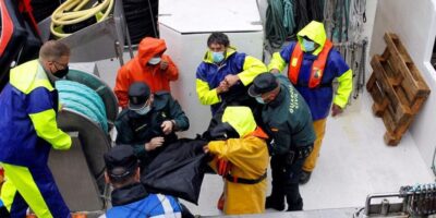Deux marins tués lorsqu&rsquo;un bateau de pêche a coulé au large de la ville corse de Cedeira