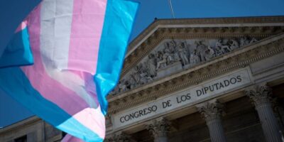 Le gouvernement finalise le projet de loi trans, qui autorise le changement de sexe au DNI sans preuve