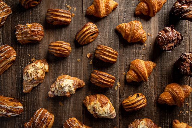 7 Leaves Café et Crema Bakery s'associent pour présenter ARTISAN