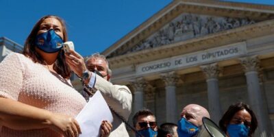 L&rsquo;hommage du Congrès aux victimes du terrorisme, marqué par les absences