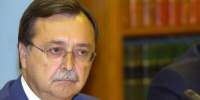Vivas suspend les séances plénières de l&rsquo;Assemblée de Ceuta après avoir appelé Vox à deux députés « promarroques » et « cinquième chroniqueurs »