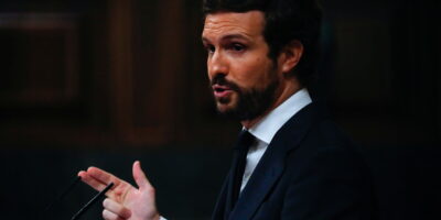Pablo Casado accuse le gouvernement de lui cacher qu&rsquo;il était dans le collimateur des CDR