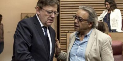 Le porte-parole du PSOE valencien défendant le chef présumé du complot de corruption qui éclabousse le parti
