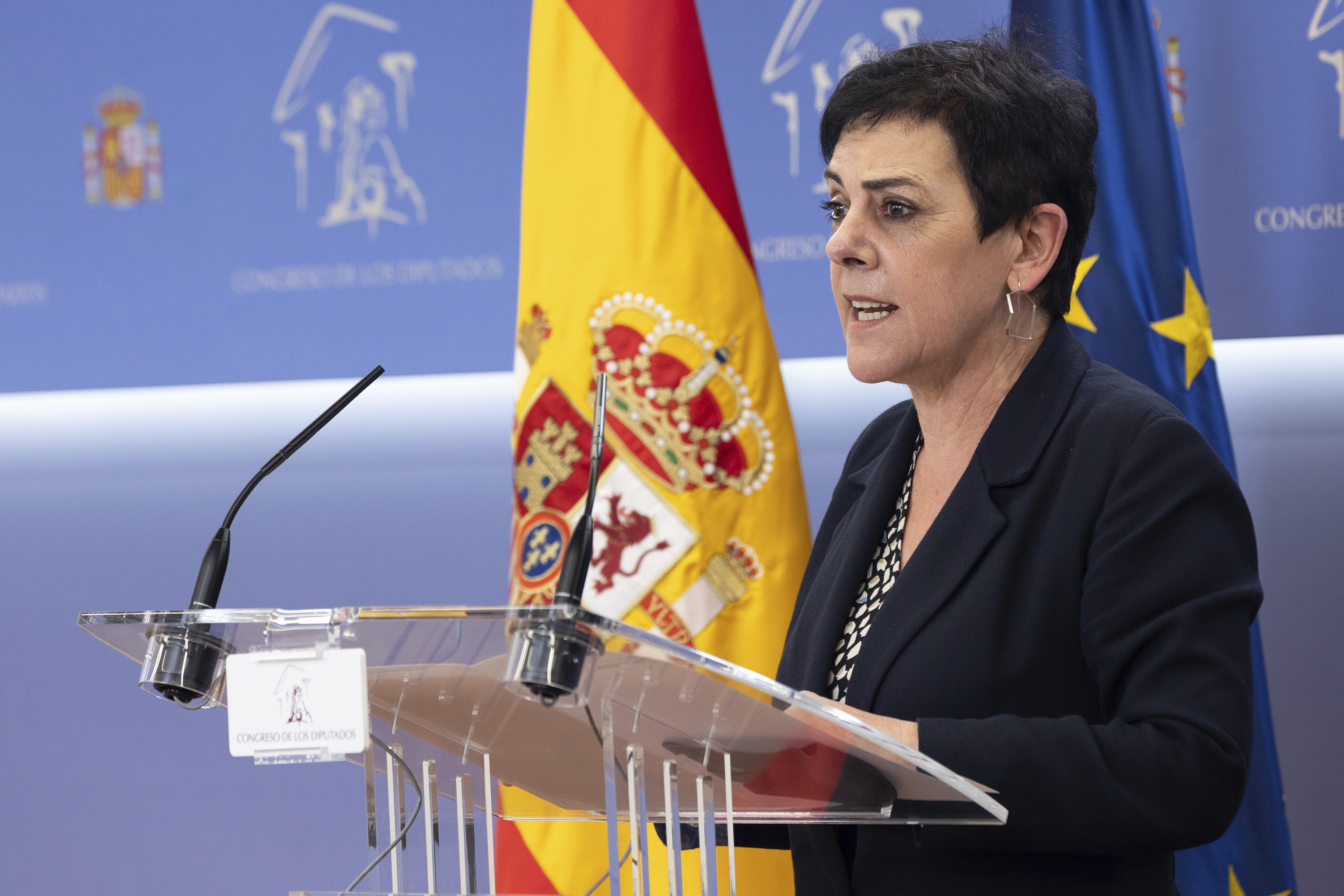 La porte-parole d'EB Bildu, Mertxe Aizpurua, lors d'une conférence de presse