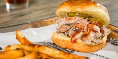 Crave Hot Dogs et BBQ entre à Shreveport, LA