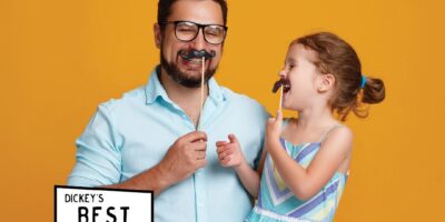 Dickey&rsquo;s Barbecue Pit organise le concours de la meilleure blague de papa à l&rsquo;occasion de la fête des pères