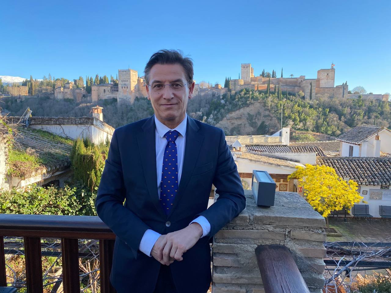 Le maire de Grenade, Luis Salvador.