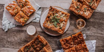 Old Chicago Pizza & Taproom lance une nouvelle pizza de style Detroit