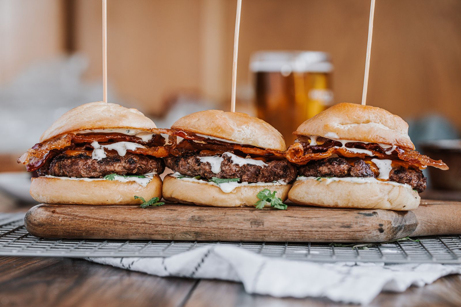 Rock Bottom lance de nouveaux éléments de menu partageables Sliders Rock Bottom Bison