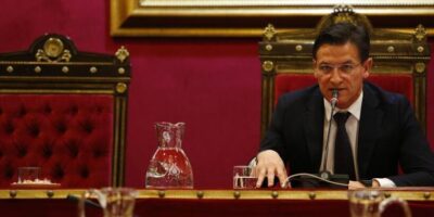 Le maire de Granada de Cs démissionne après avoir été en minorité et ouvre la porte à un gouvernement PSOE