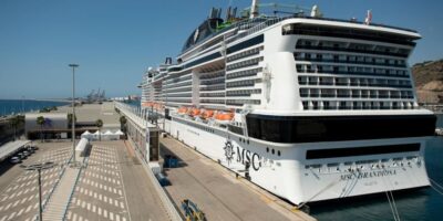 Trois points positifs au Covid-19 sur le bateau de croisière MSC Grandiosa après l&rsquo;amarrage à Barcelone