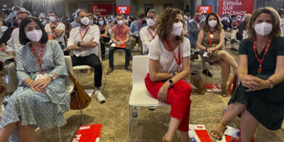 Les barons exigent de Pedro Sánchez un financement « sans privilèges » avant de nouvelles cessions à la Catalogne
