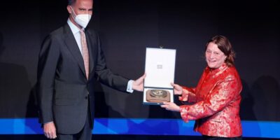 Le roi et l&rsquo;avocat mondial honorent la juge Ruth Bader Ginsburg et son « héritage géant » à Madrid