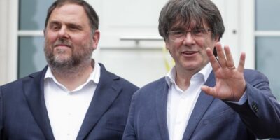 Carles Puigdemont et Oriol Junqueras se retrouvent à Waterloo près de quatre ans après leur dernière rencontre