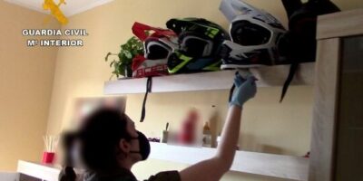 Ils démantèlent un groupe criminel violent se faisant passer pour des policiers