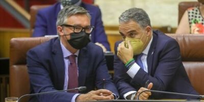 Vox laisse derrière lui le boycott du gouvernement PP-Cs et efface la législature de Juanma Moreno