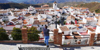 L&rsquo;Andalousie favorise les Britanniques et en août la reprise d&rsquo;un secteur touristique qui résiste