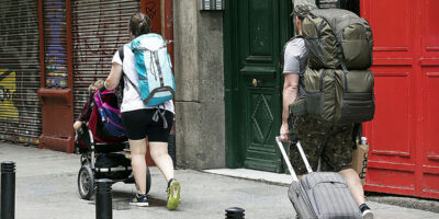 Indignation du secteur des appartements touristiques face à la nouvelle réglementation madrilène : « Dans un rez-de-chaussée, on ne dérange pas moins que dans un cinquième »