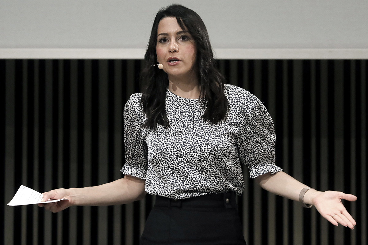 Le président de Cs, In