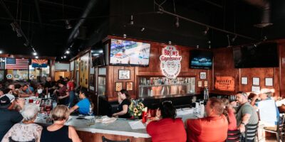 M. Brews Taphouse maintient une séquence de ventes impressionnante avec deux ouvertures record