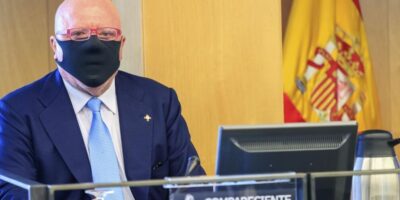 Garca Castelln propose de juger Villarejo et trois policiers pour avoir enquêté sur un homme d&rsquo;affaires de marbell