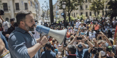 La tension entre Vox et le PP continue d&rsquo;augmenter et éclabousse déjà le gouvernement Ayuso pour le passeport Covid