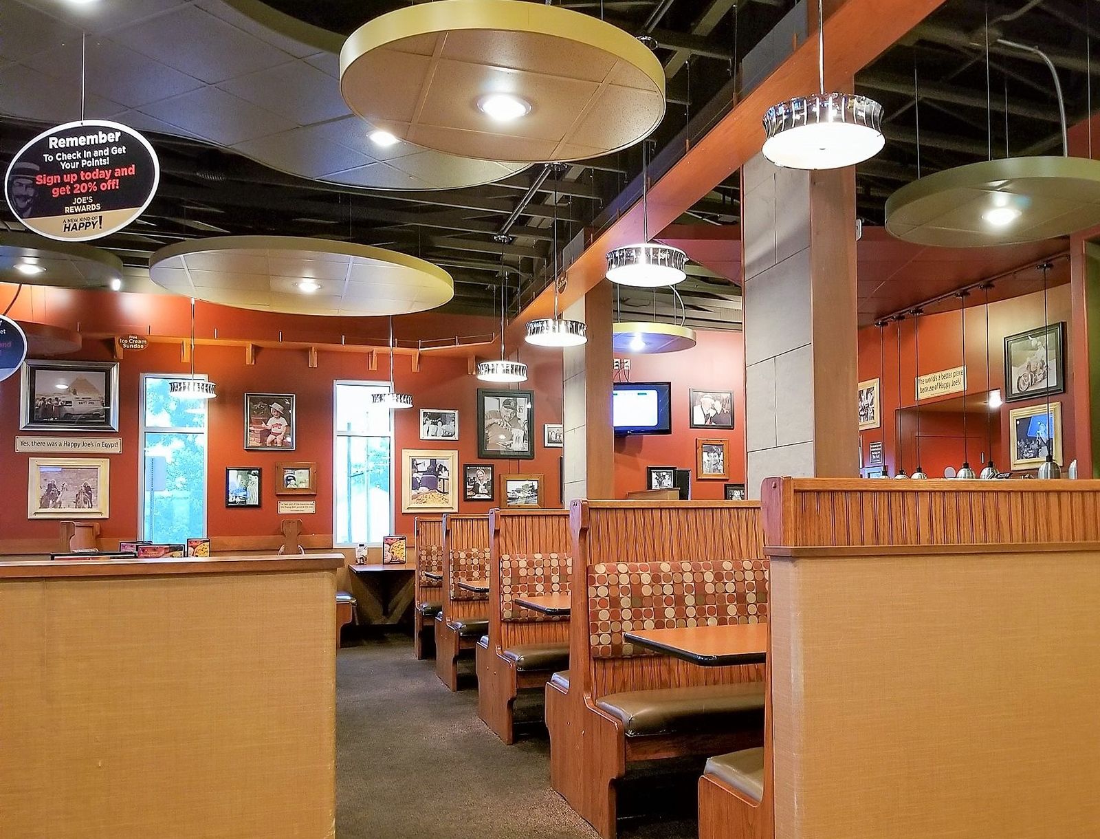 La franchise émergente Happy Joe's se prépare à son expansion avec une refonte stratégique de Harrison La franchise émergente Happy Joe's se prépare à son expansion avec une refonte stratégique de Harrison