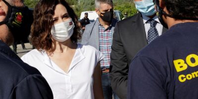 Ayuso met en garde Abascal de ne pas admettre « de tons menaçants ou d&rsquo;ultimtums » pour le certificat Covid