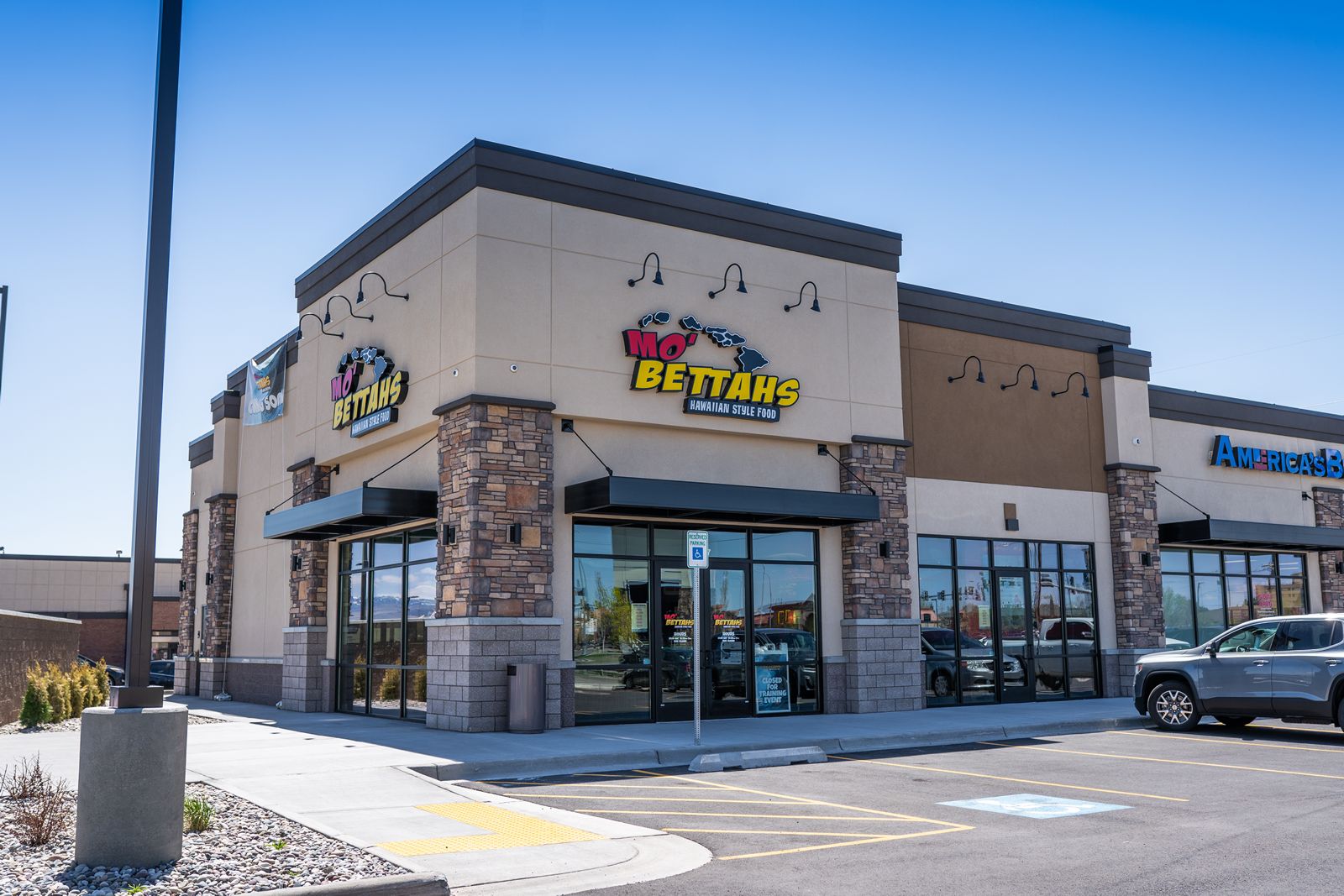 Hawaiian Fast Casual Mo'Bettahs se prépare pour une croissance massive avec un nouveau président Hawaiian Fast Casual Mo'Bettahs se prépare pour une croissance massive avec un nouveau président